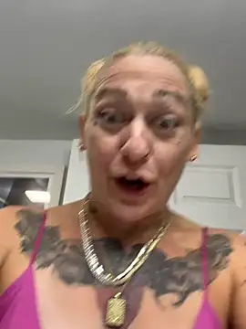 StaceyWildXo online show from July 14, 6:23 pm