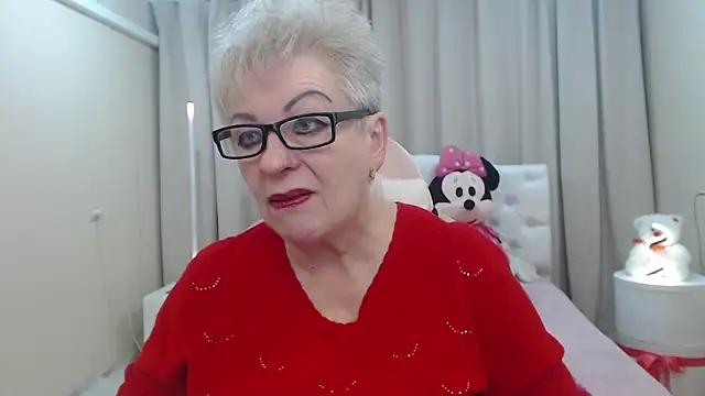 KayleSmoll online show from January 17, 7:43 pm