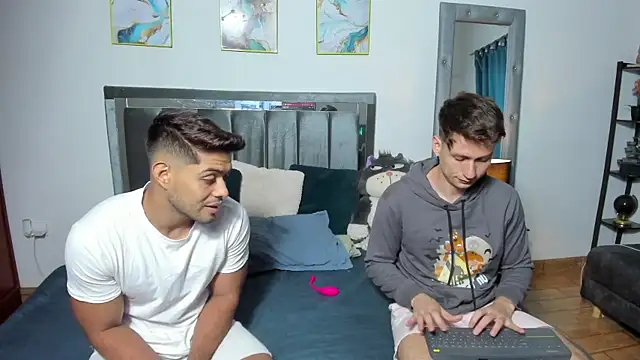 Luciano and Marlon online show from April 24, 12:30 pm