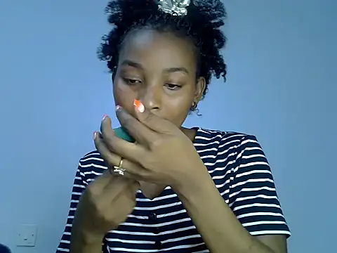 Snapshot of cute-alexis chatting on September 15, 9:33 pm cute-alexis online show from September 15, 9:33 pm