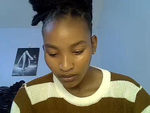 cute-alexis online show from April 6, 12:06 pm