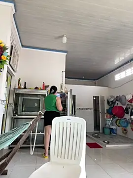 NDith online show from April 21, 2:51 am