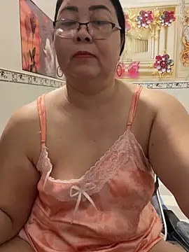 NDith online show from April 25, 1:52 pm