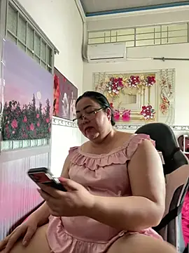 NDith online show from June 10, 2:33 am
