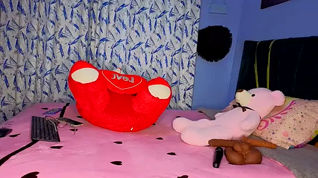 Cherriikenzie online show from June 5, 7:03 am