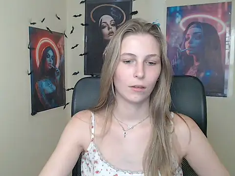 StrangerGi online show from July 27, 12:24 pm