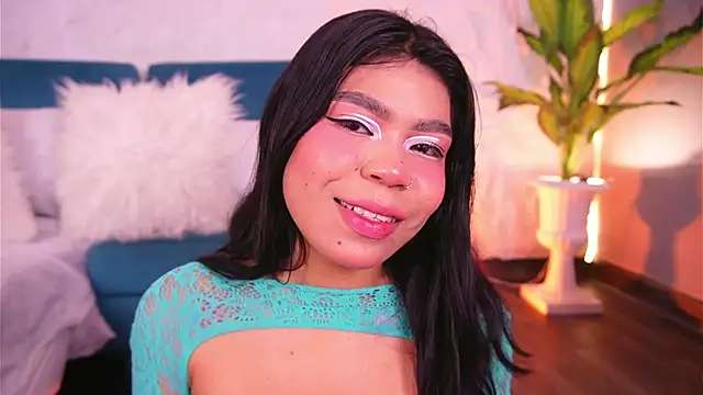 CailynBrowm online show from April 23, 5:04 am