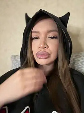 bunnyrich online show from April 29, 11:54 pm