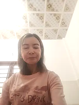 Sexy-ladyboobs20 online show from October 8, 1:21 am