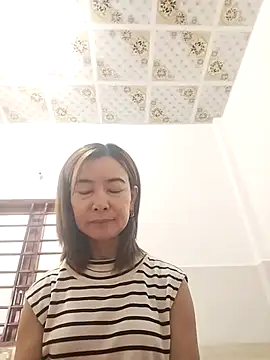 Sexy-ladyboobs20 online show from September 14, 1:25 am