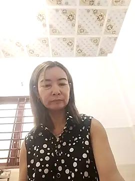 Sexy-ladyboobs20 online show from October 18, 2:25 am