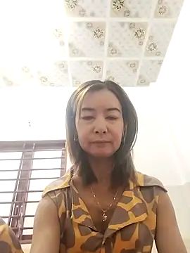 Sexy-ladyboobs20 online show from October 16, 2:14 am