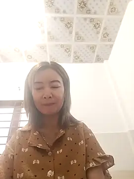 Sexy-ladyboobs20 online show from September 25, 2:21 am