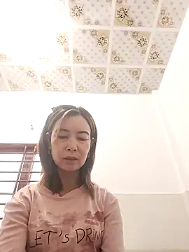 Sexy-ladyboobs20 online show from October 15, 2:14 am