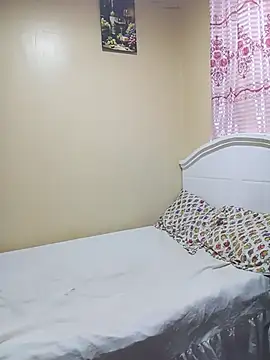 Bootiq online show from April 23, 12:23 pm