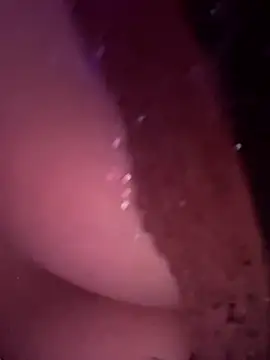 izanmiller2001 online show from April 26, 8:39 pm