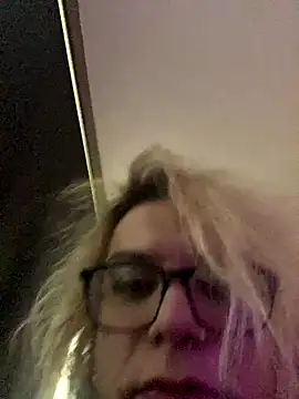 jennaycaa online show from November 2, 9:56 am