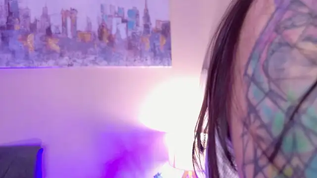 dakotaa   online show from April 8, 7:49 pm