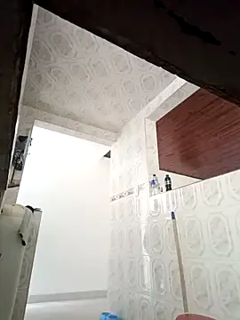 coral smitth online show from April 21, 7:32 pm