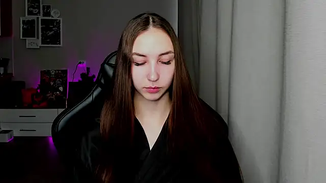 Sm0ly online show from April 1, 2:34 am