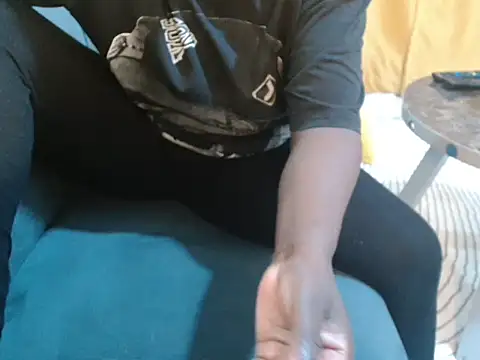 leslysexygirl online show from April 22, 6:21 am