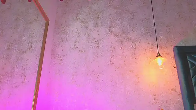 AlessiaLondon online show from January 10, 3:44 am