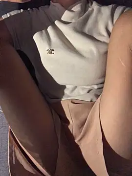 Cute lady99 online show from March 14, 9:49 pm