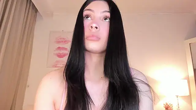 halseycox    online show from July 8, 5:42 am