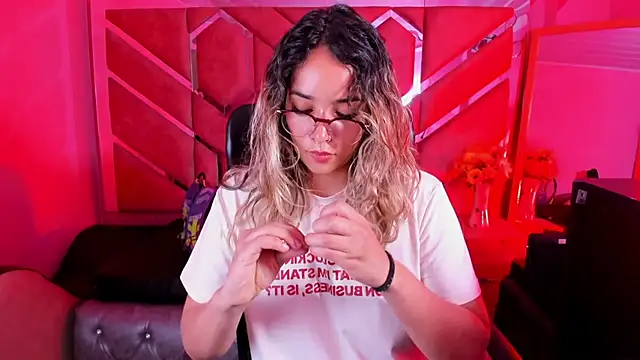 Olivia Fox69 online show from March 5, 3:24 am