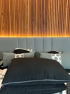 EmiilyAdams  online show from October 23, 9:54 pm