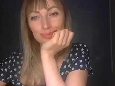 EffectMaya online show from February 15, 6:18 pm