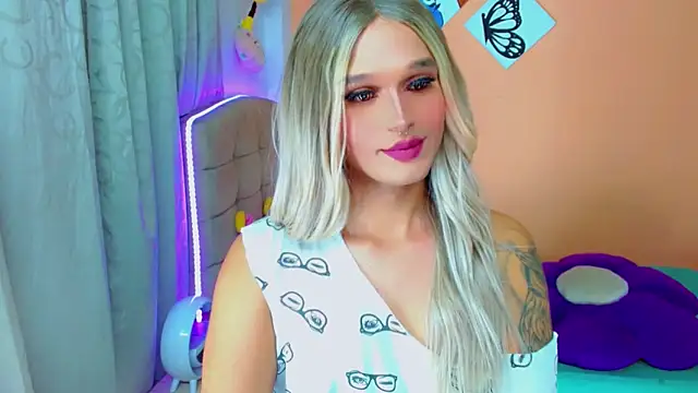 TaylorMon online show from October 25, 1:24 am