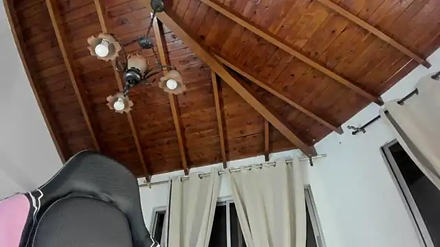 IsaFontanna online show from September 19, 12:53 am