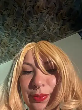 Theprojectsaraa online show from April 18, 5:37 pm