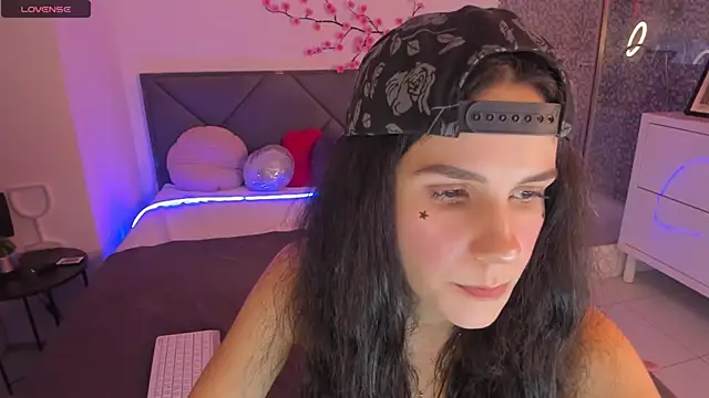 CassieEvans online show from July 31, 5:52 am