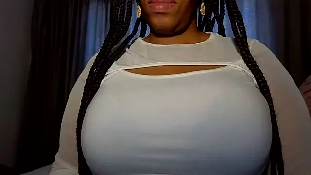 SexyFreaky  online show from March 10, 8:18 am