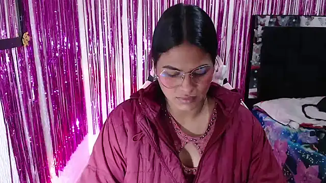 SweetAlmaa online show from April 27, 10:23 am