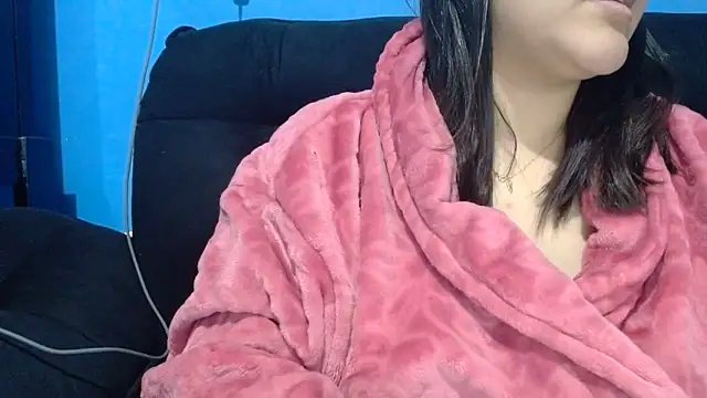 luckygirl111 online show from June 18, 4:45 pm
