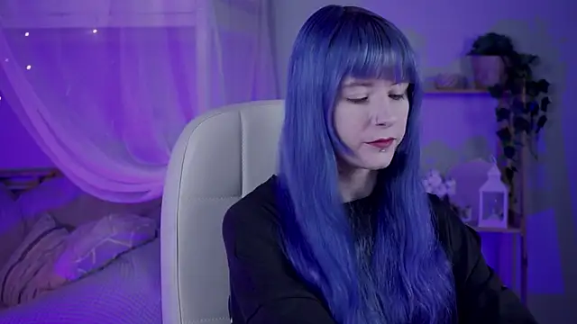 LexiWenford online show from December 4, 3:20 am