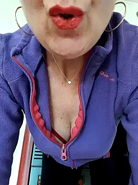 Viola8p online show from March 29, 1:32 pm