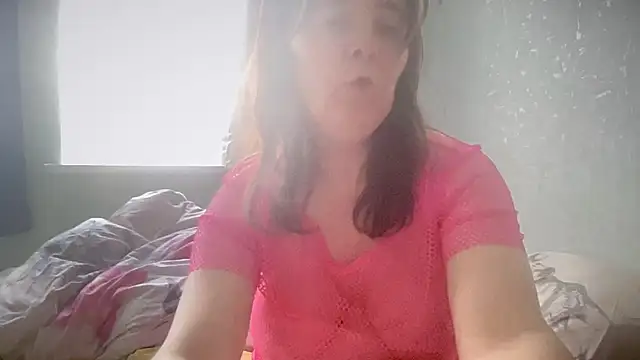 Diamond Tyler online show from April 26, 2:15 pm