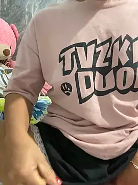 Linaannn online show from December 1, 11:51 pm