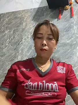 Linaannn online show from April 23, 12:40 pm