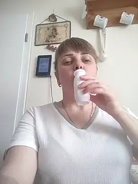 CoddessCrystal online show from June 8, 8:04 am