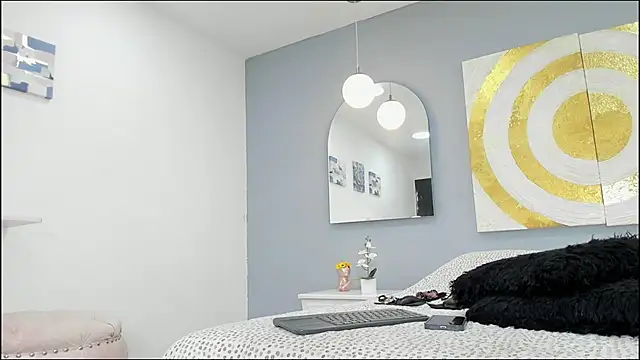 anahidolls online show from September 25, 2:16 pm