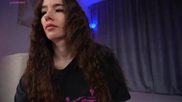 Amely Young online show from April 12, 2:14 am