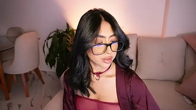 Sara albrecht online show from November 7, 1:11 am