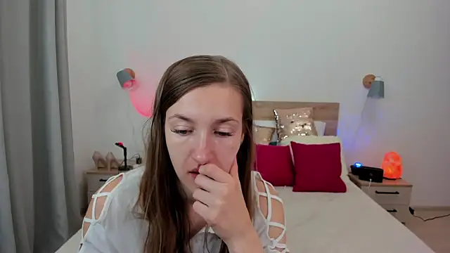 KateRedgar online show from September 21, 4:38 pm