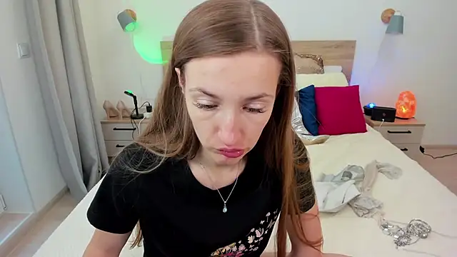 KateRedgar online show from September 29, 1:49 pm