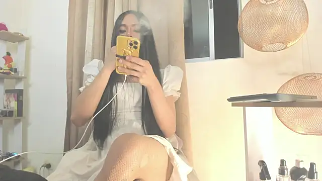 Venuslusty online show from April 11, 8:40 am